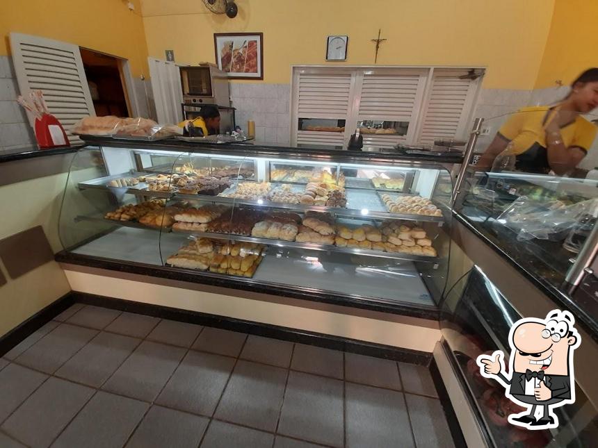 Look at the pic of Panificadora e Confeitaria Pão Doce Pão