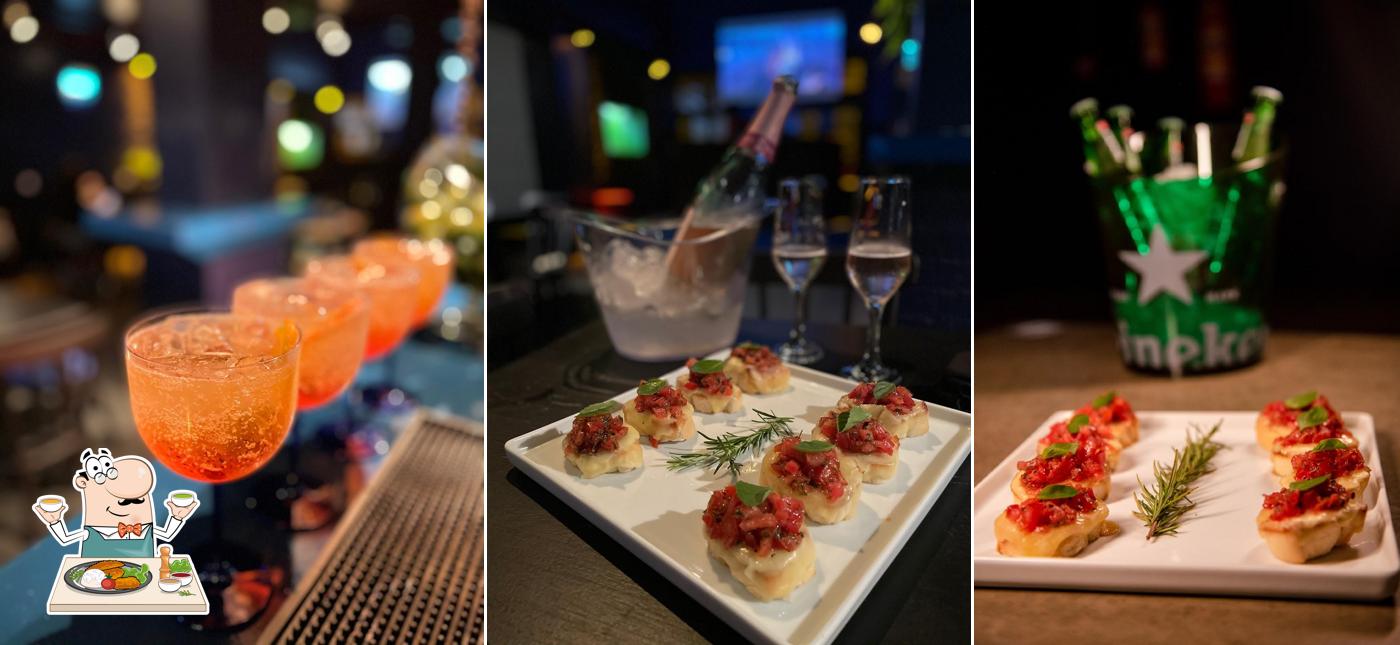 Platos en Blue Lounge