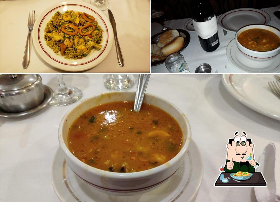 Comida em Restaurante A Marisqueira