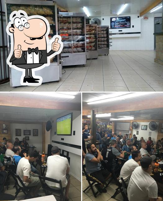 Here's a picture of Pardal Frango Assado e Lanches