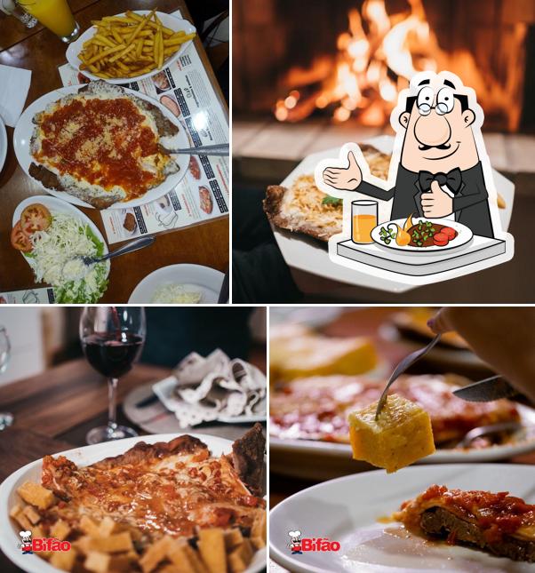 Comida em Restaurante O Bifão
