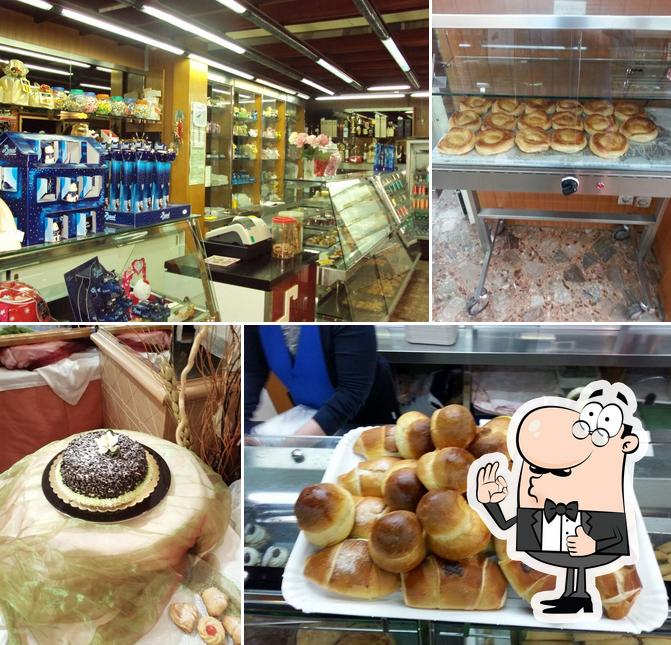 Guarda questa foto di Pasticceria La Fornarina