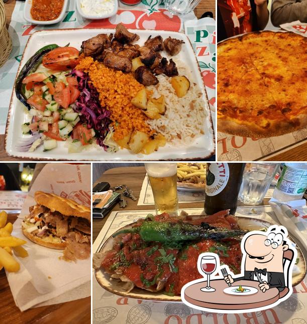 Panino con maiale stirato al TURKISH KEBAP UBOLDO di Kumluca Yediayli Nurgul