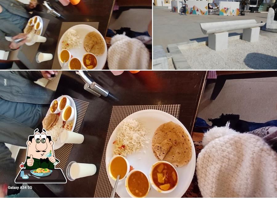 This is the photo depicting food and interior at Toran Restaurant ( nilkanth caterer )