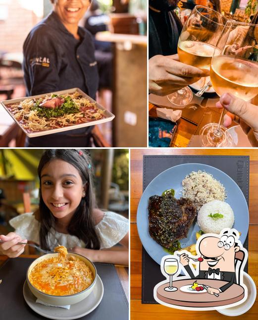 Platos en Quintal Iwasa'i - Creperia & Açaiteria