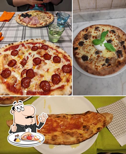 Ordina una pizza a Pizzeria Bar La Terrazza