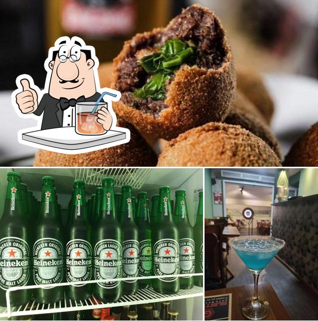 A imagem do Bar e Restaurante Espaço 661’s bebida e comida