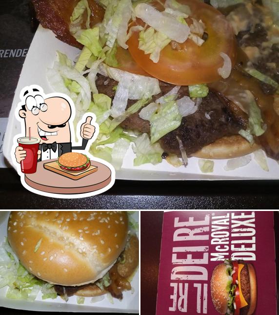 Concediti un bell'hamburger a McDonald's Cassano D'Adda