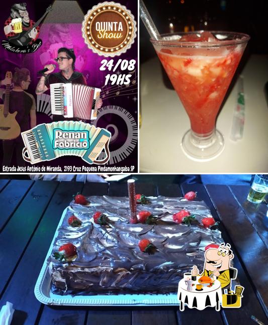 Platos en Malakera's Bar