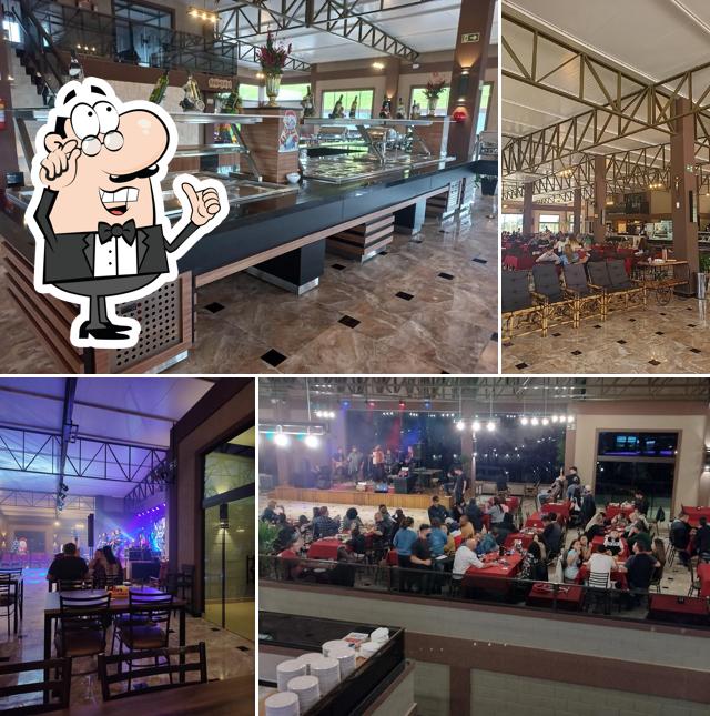 Veja imagens do interior do Restaurante Obiava