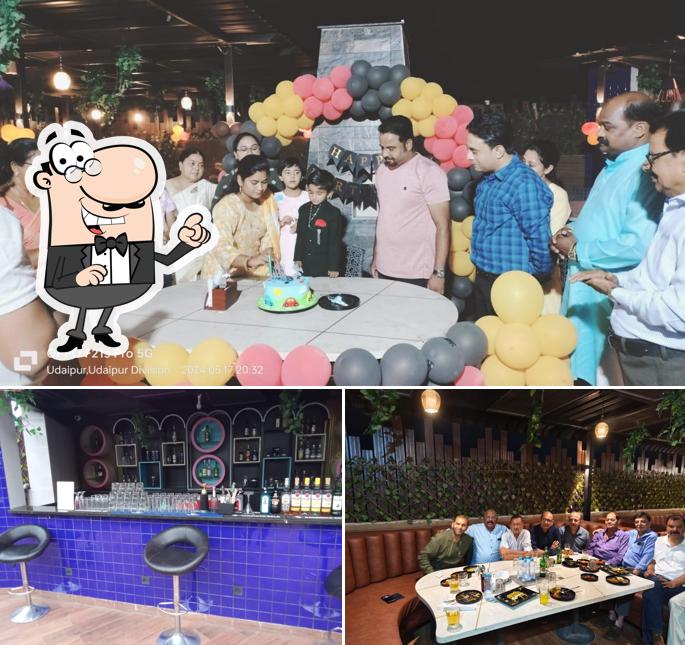 Ameeri Roof top bar & Restaurants