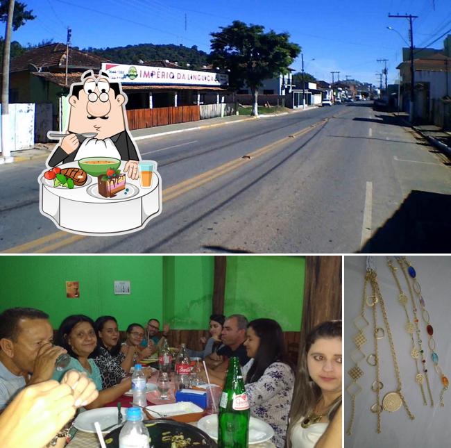 Look at this picture of Império da Linguiça