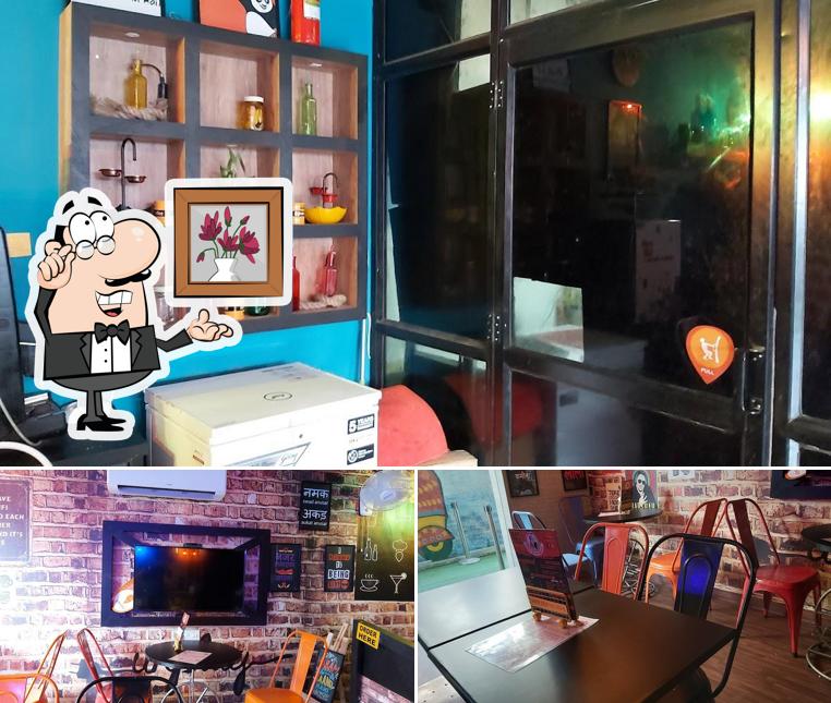 Check out how Cafe unplugged looks inside