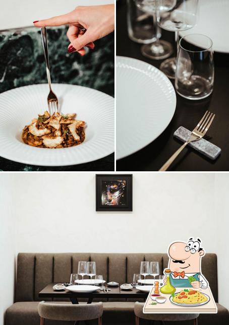 La foto di cibo e interni da Dal 1962 I Piaceri del Casale