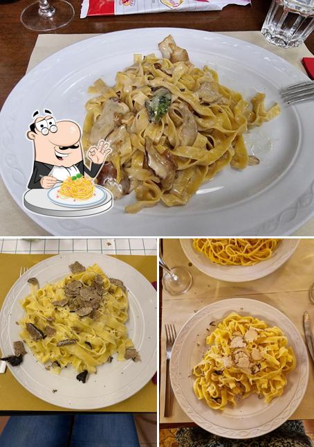 Spaghetti alla carbonara al Trattoria Toscana dei Frati Templari