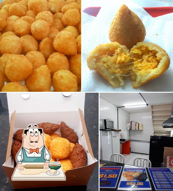 Samosas em Coxinhas Crocs Salgaderia