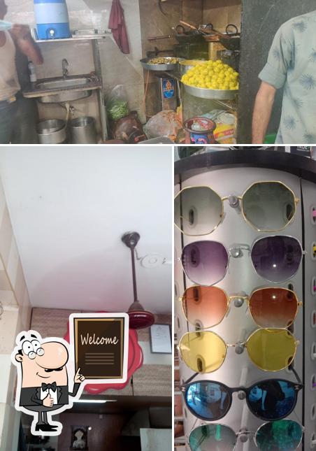 See this pic of Raghuvansi Vadapav Center