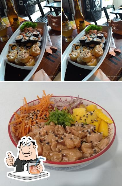 Confira a imagem mostrando bebida e sobremesa no Sushi POP - Sushi Delivery