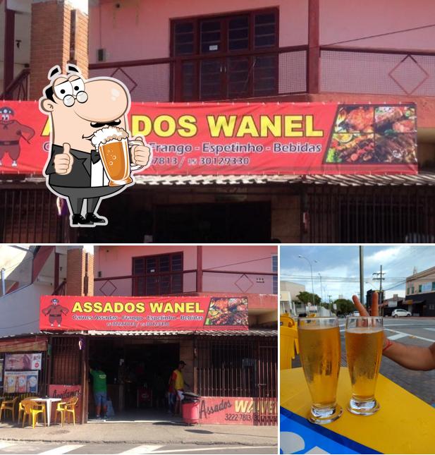 Peça um copo de cerveja leve ou escura