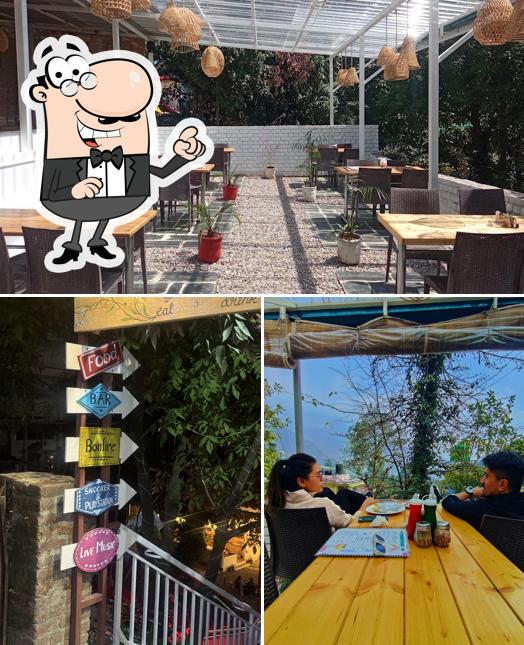 The interior of Lamrin’s Cafe & Bar Dharamkot (Best restaurant in Dharamkot)