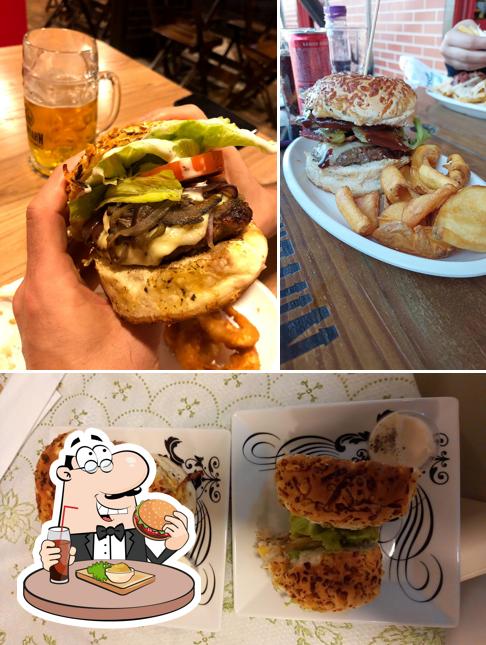 Delicie-se com um hambúrguer no beeff hamburgueria