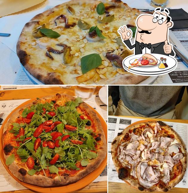 Scegli tra le molte varianti di pizza