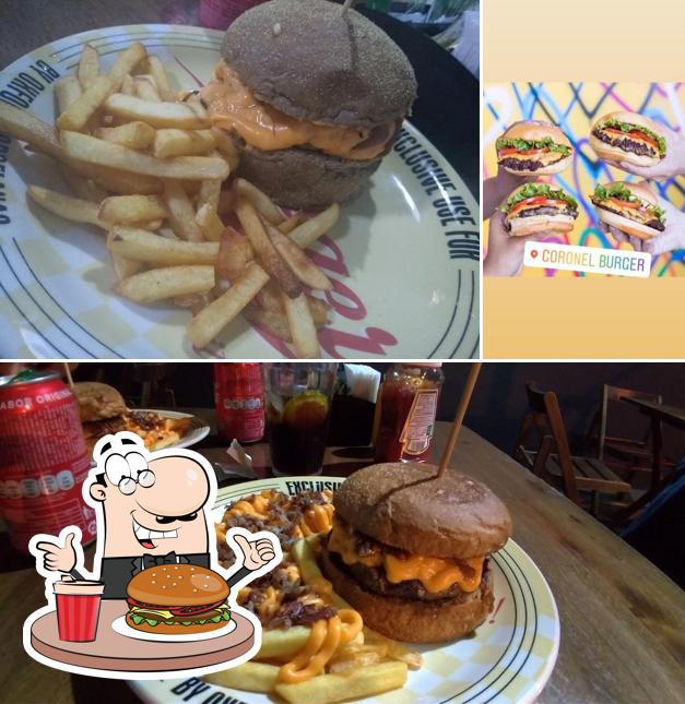 Peça um hambúrguer no Coronel Burger
