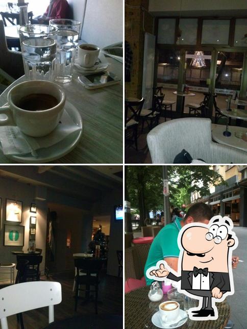 L'intérieur de Caffe Forum