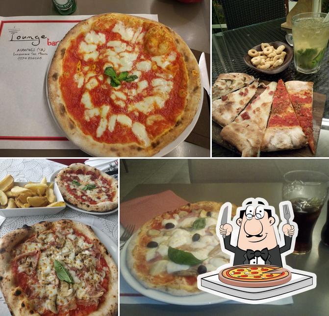 Scegli una pizza a Lounge Bistrot