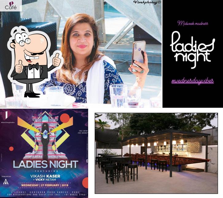 Here's a pic of 1 Lounge