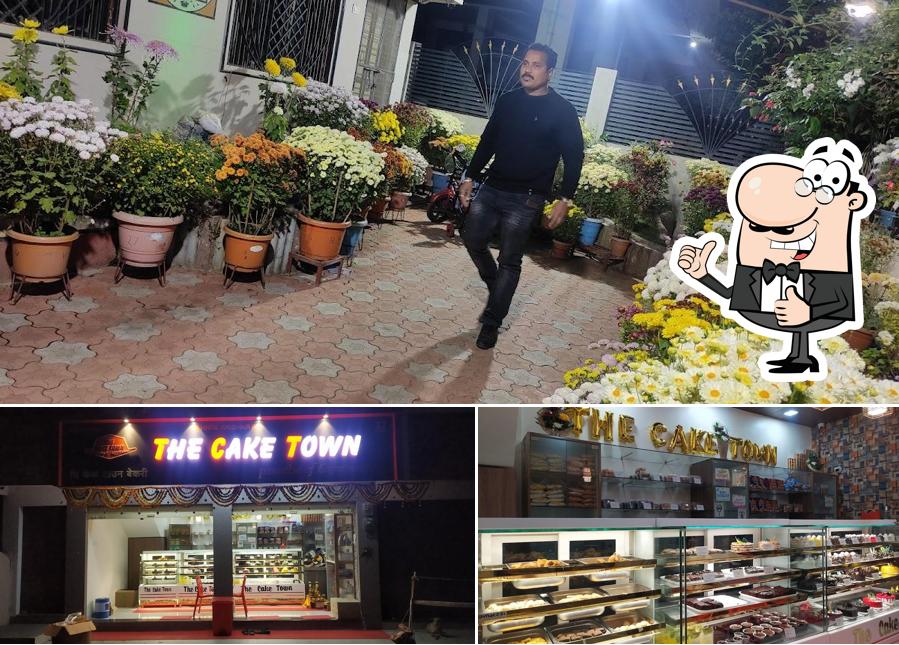 Here's a pic of The Cake Town - paradise of happiness... Akola