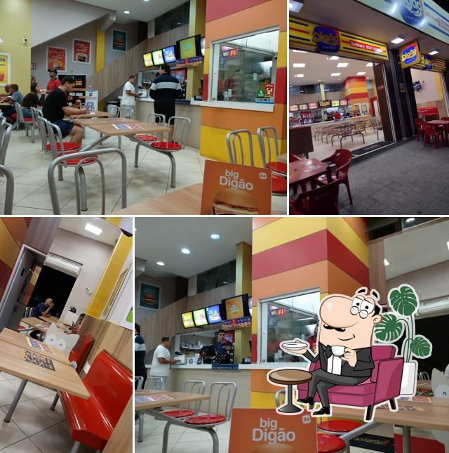 O interior do Digão Lanches - Ubá