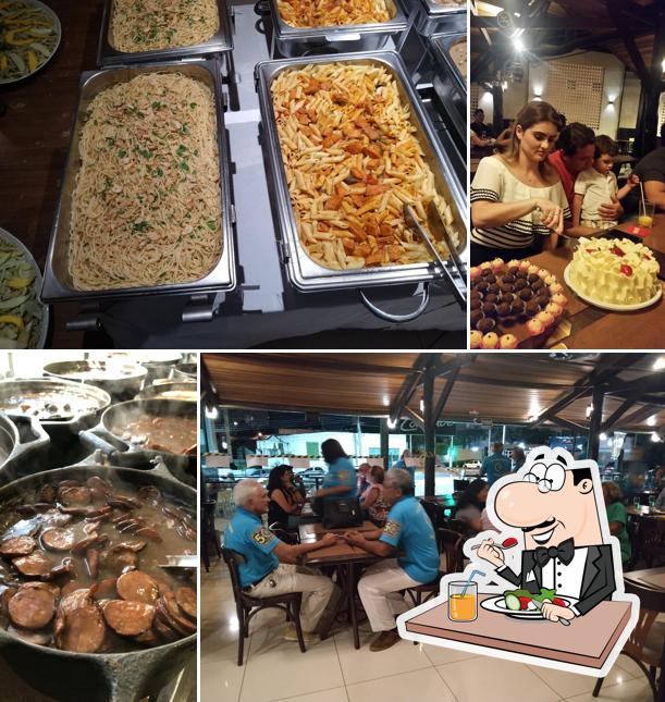 Comida em Restaurante Confrade Cuiabá