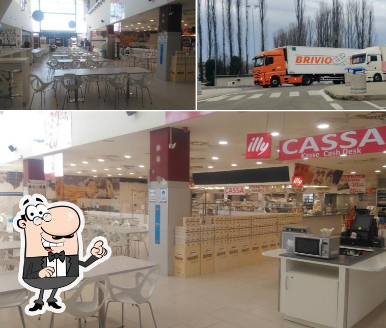 Autogrill Secchia Est si caratterizza per la interni e esterno