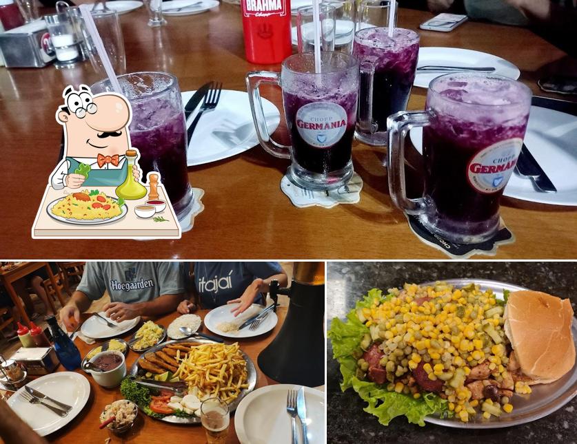 Platos en Varandão Lanches