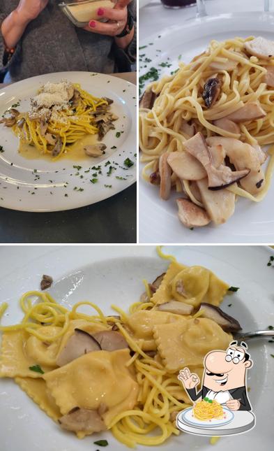 Spaghetti alla carbonara al Pizzeria il Moretto A Casa Tua