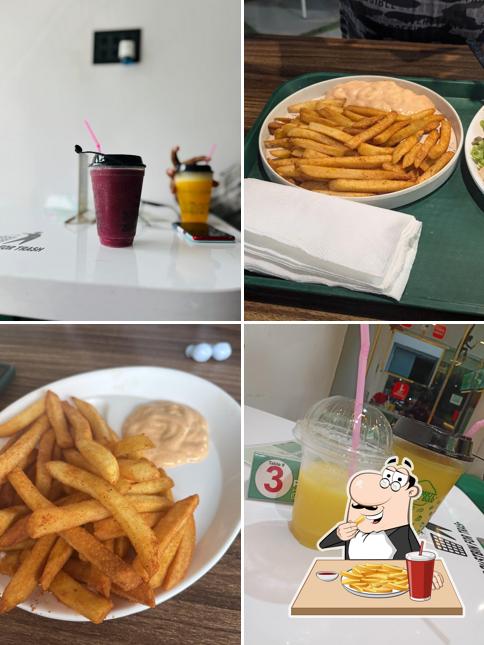 Coconut Juice Bar & The Burger Stories Cafe Best TopNo1 TenderCoconut Water Juice Shake Natural Icecreams Burgers In Nalgonda