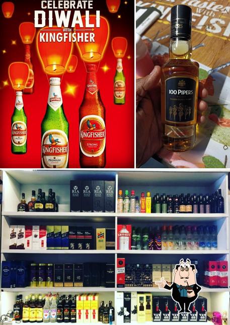 Dreamland Bar & Resturant serves a number of drinks