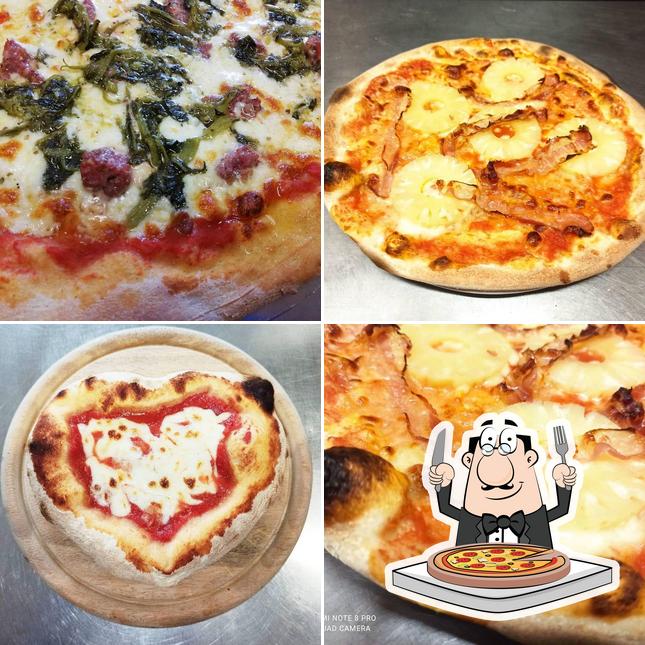 Ordina tra le svariate varianti di pizza