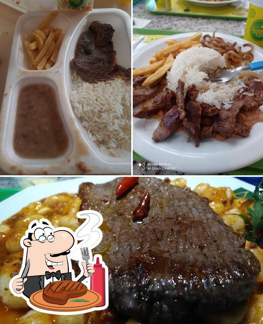 Pamonhas do Cezar - Shopping Avenida Center provê refeições de carne