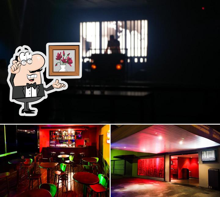 Veja imagens do interior do CODE CLUB - SWING
