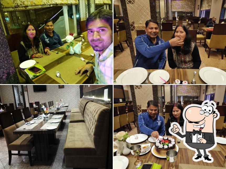 The interior of Bharti Vyanjan