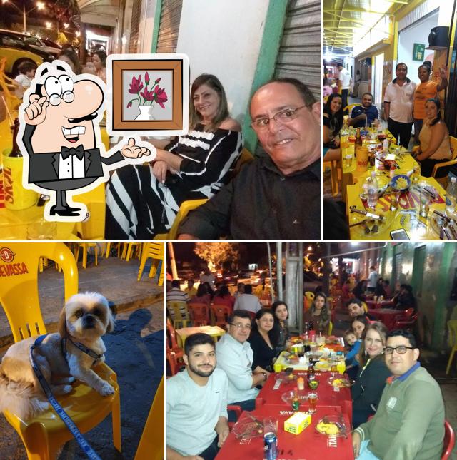 Veja imagens do interior do Bar Avenida (Gildasio)