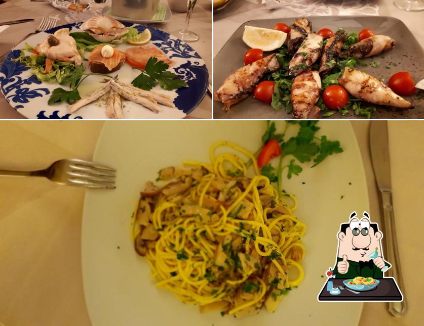 Platti al Trattoria degli Amici