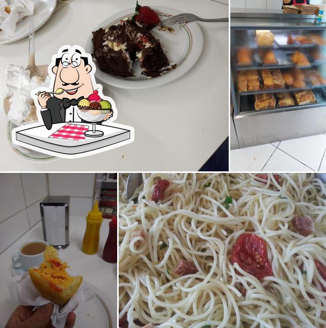 Cavagnollo serve uma gama de sobremesas