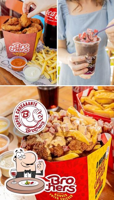 Platos en Brothers BFC Itapema Burger Frango Frito no Pote e Açaí