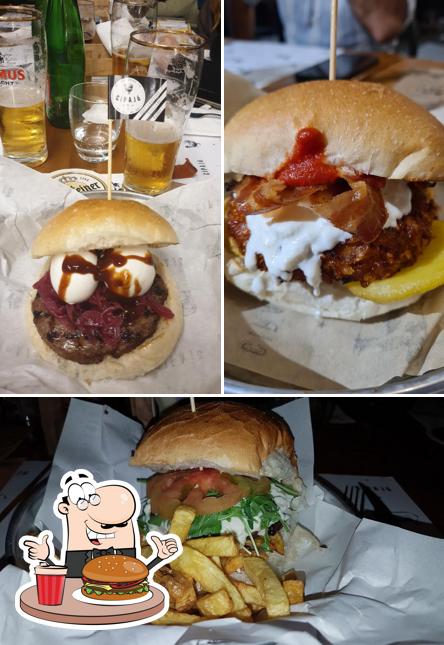 Concediti un bell'hamburger a Cipajò - Pub & Girarrosto Unica sede