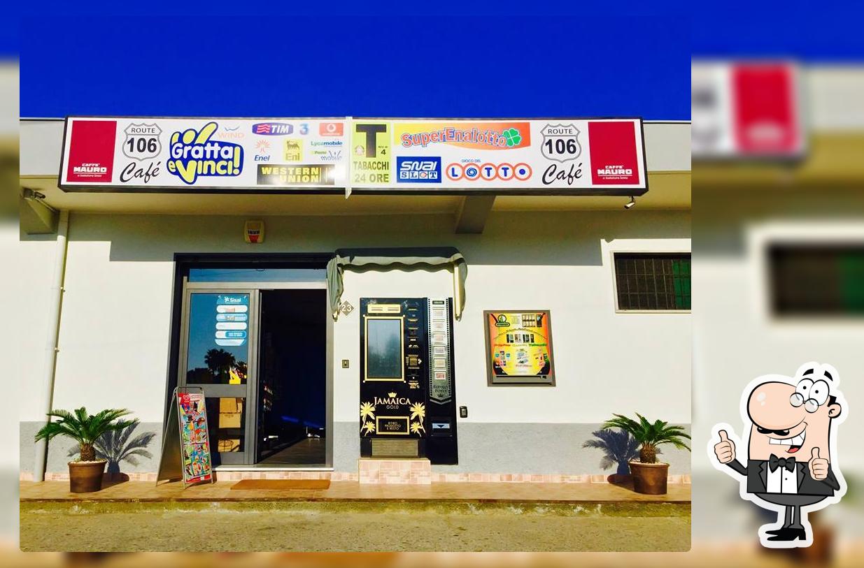 Route 106 Café Bar Tabacchi Ricevitoria Souvenir di Ugo Cacia foto