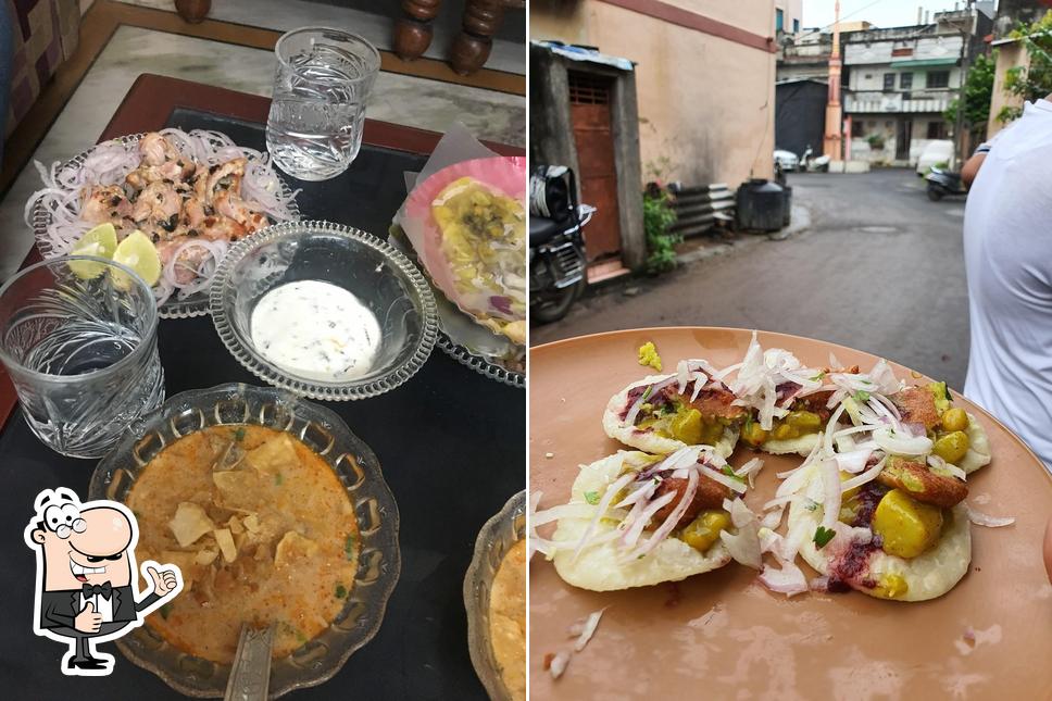 See this picture of salim bhai & yusuf bhai khawsa center