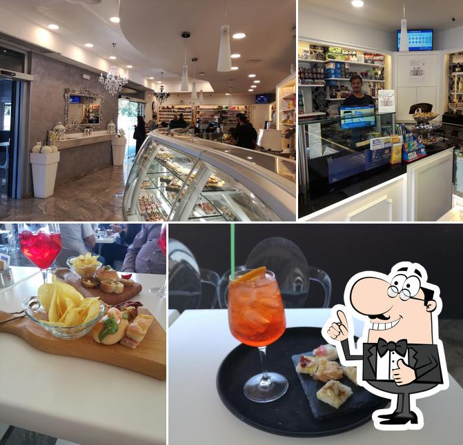 Ecco una foto di Pasticceria Mancini Di Mancini Aristide E Tiziana Snc